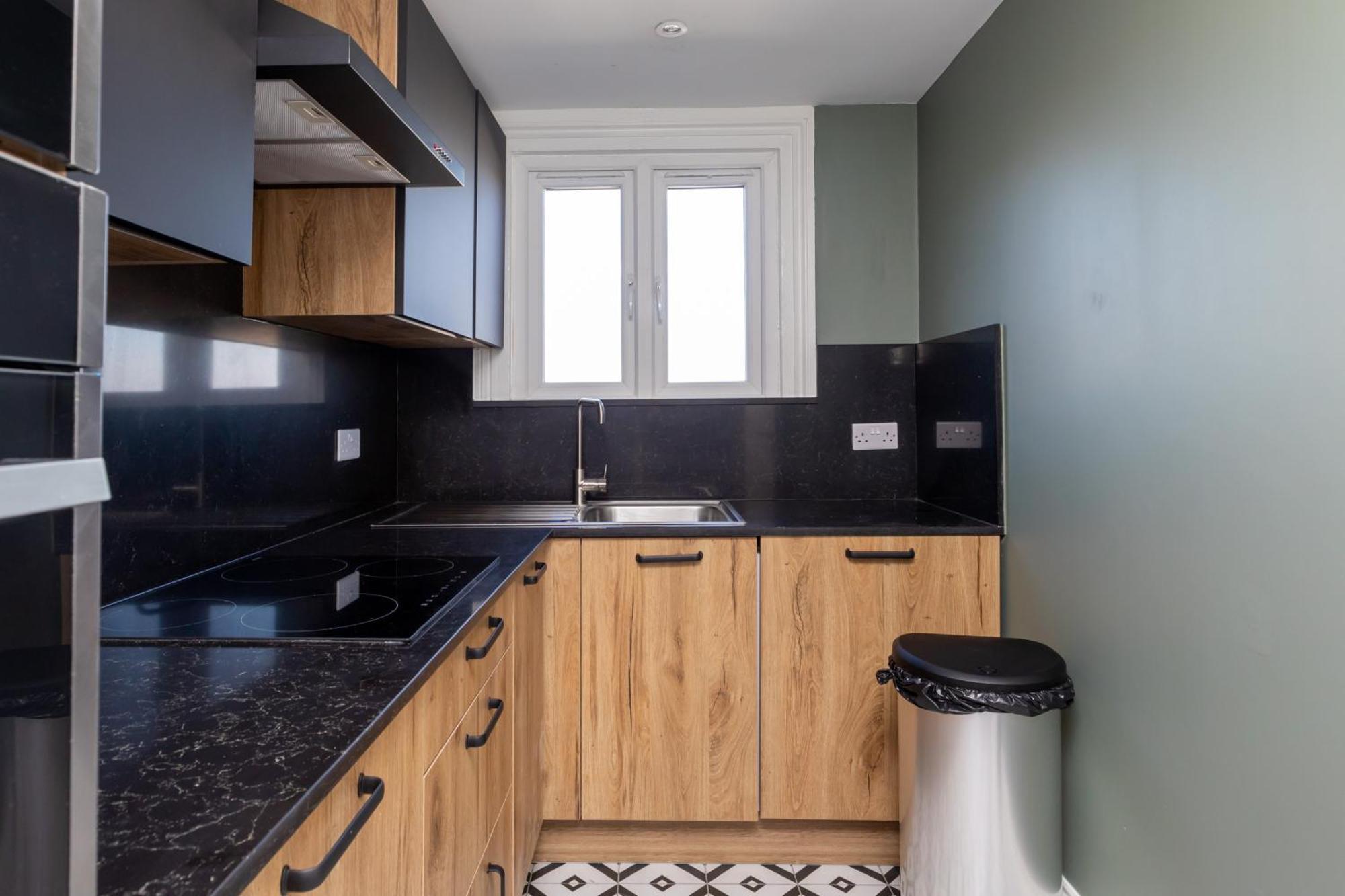 Spacious & Pristine 2Bd Flat - Balham Apartment London Bagian luar foto