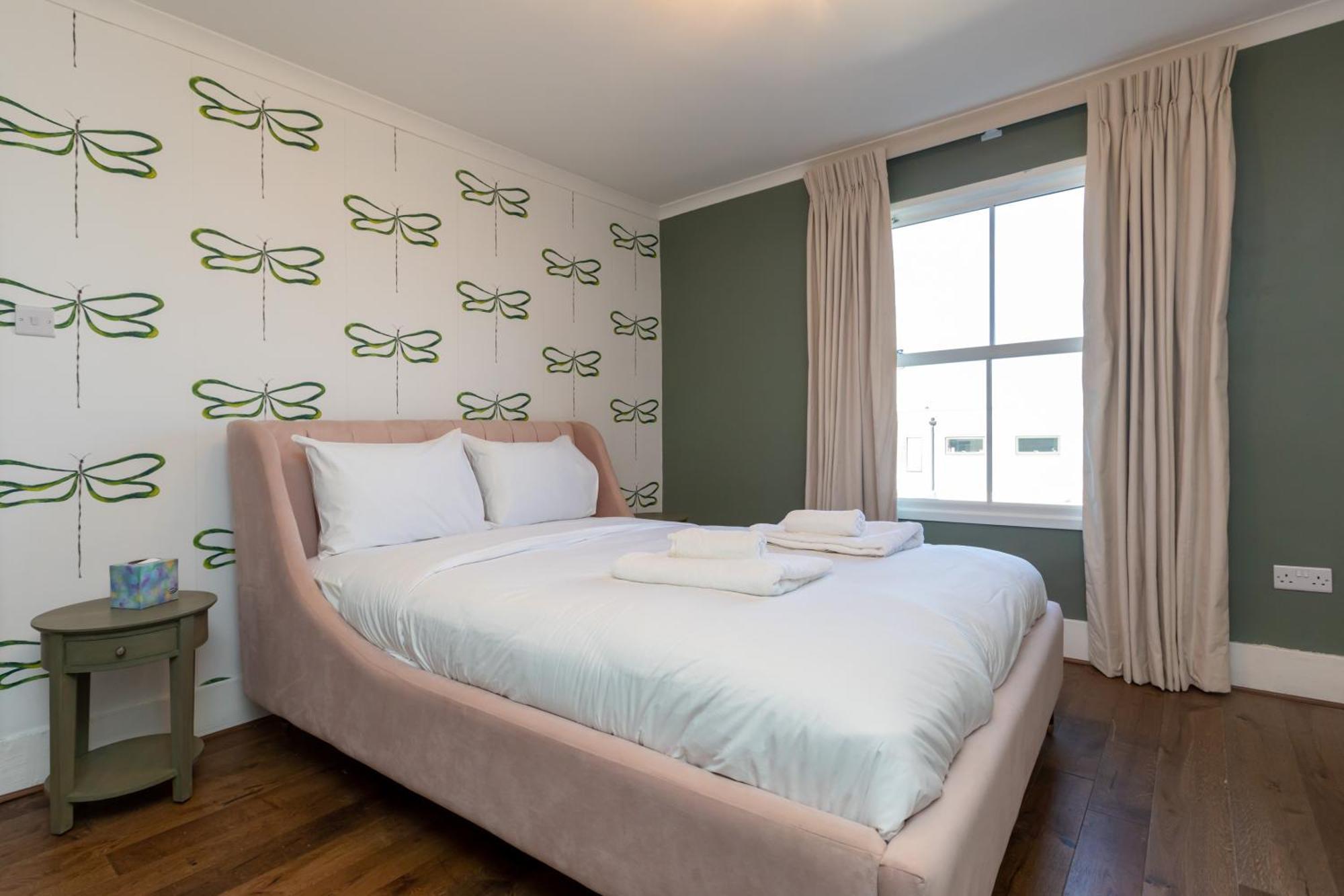 Spacious & Pristine 2Bd Flat - Balham Apartment London Bagian luar foto