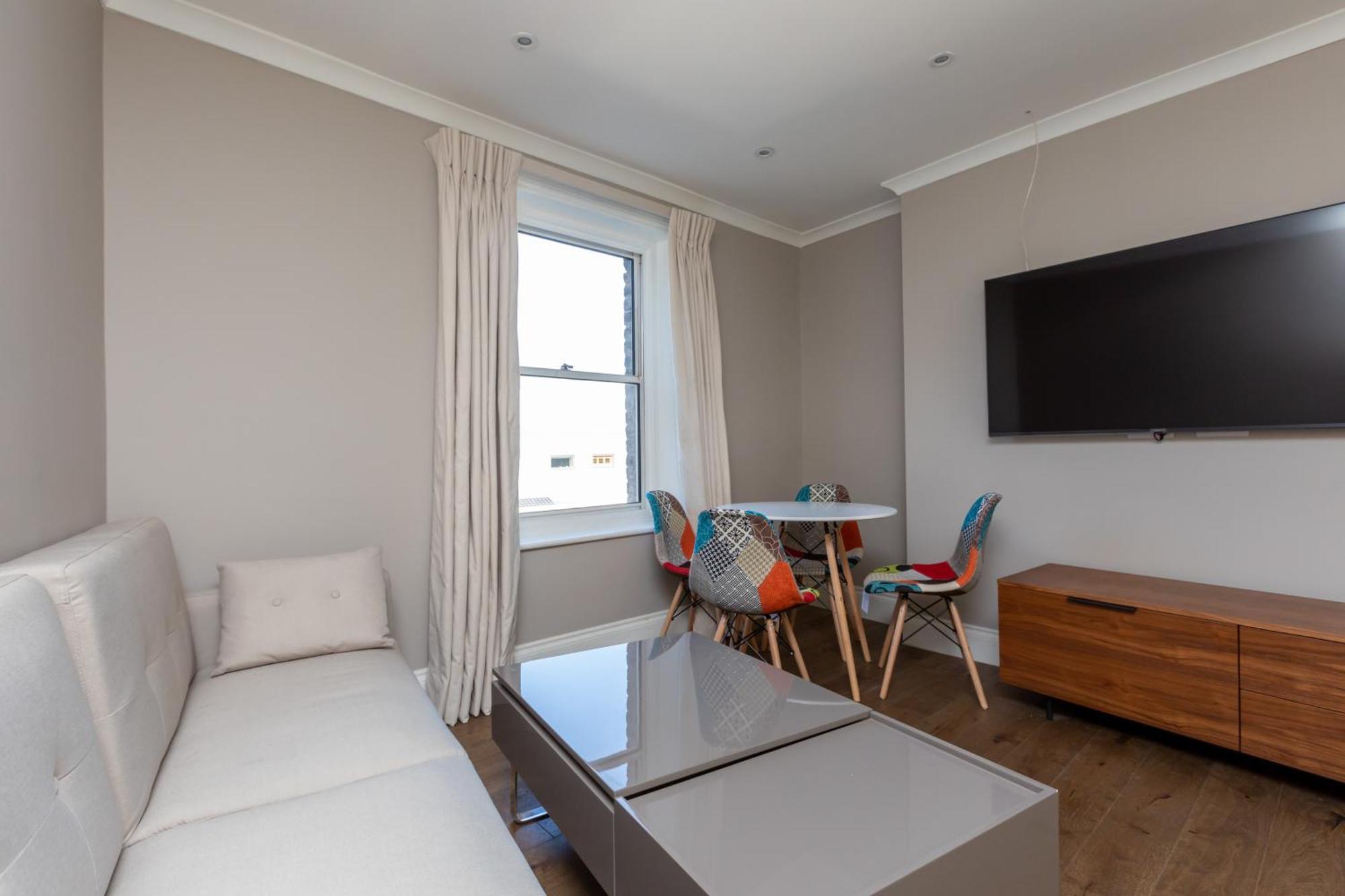 Spacious & Pristine 2Bd Flat - Balham Apartment London Bagian luar foto