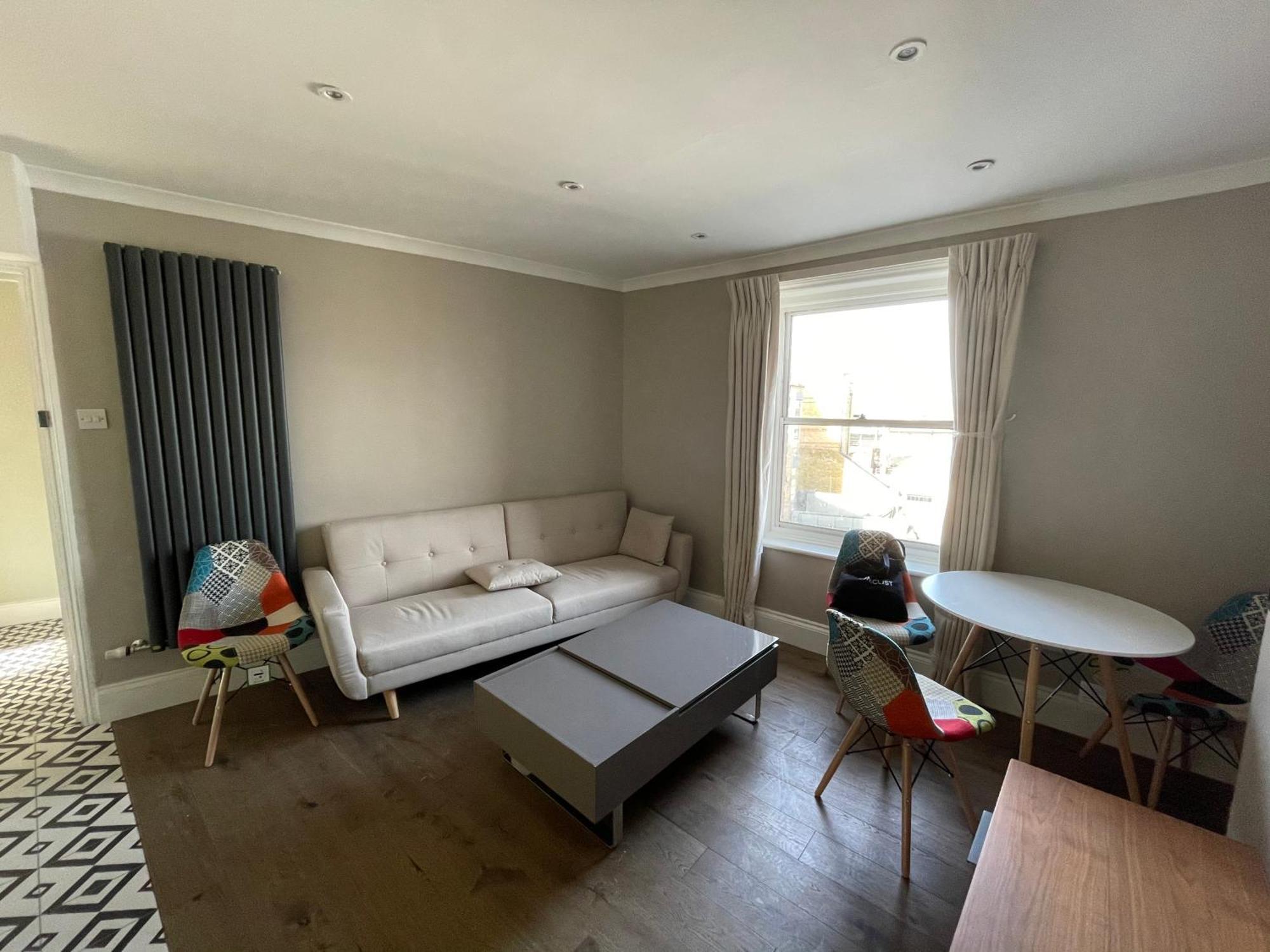 Spacious & Pristine 2Bd Flat - Balham Apartment London Bagian luar foto
